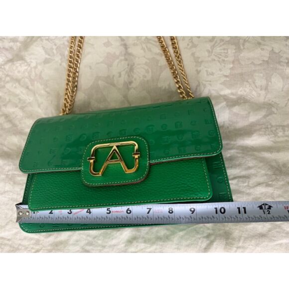 NWOT Arcadia Gianna Green Embossed Patent Leather, made in Italy. - Picture 8 of 12